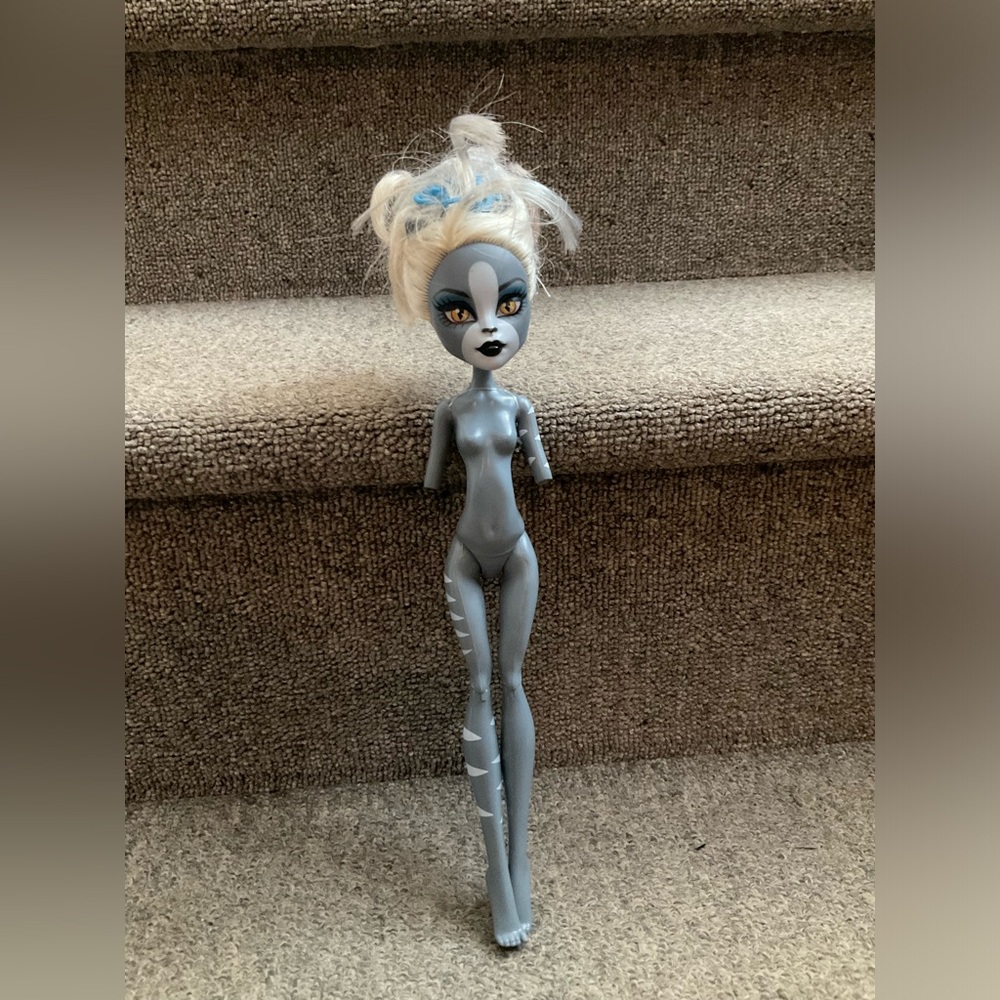 Meowlody Zombie Shake Monster High doll
